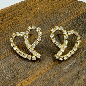 Vintage clear prong set rhinestone open heart earrings post back studs gold tone
